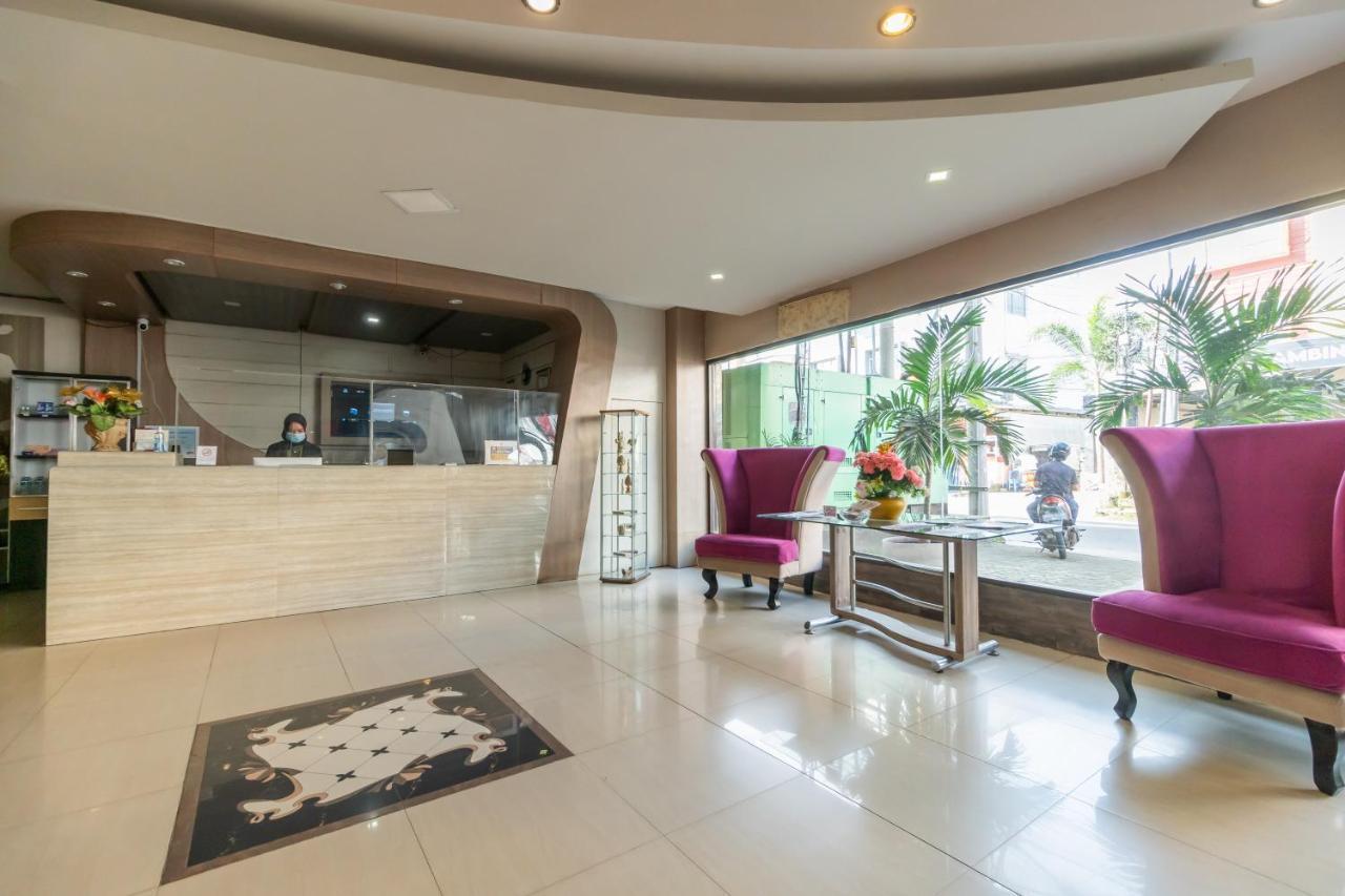 Urbanview Skip Hotel 2*